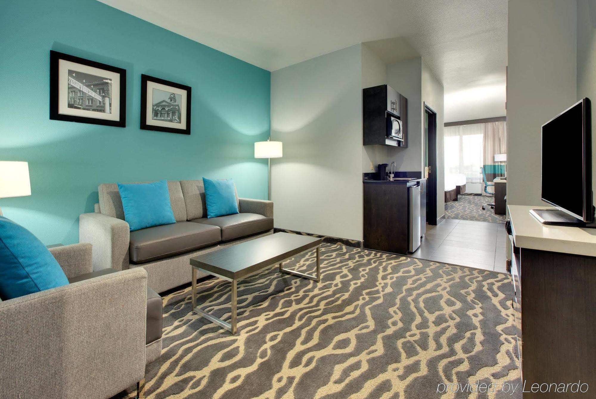 Hotel La Quinta & By Wyndham Northlake Ft. Worth