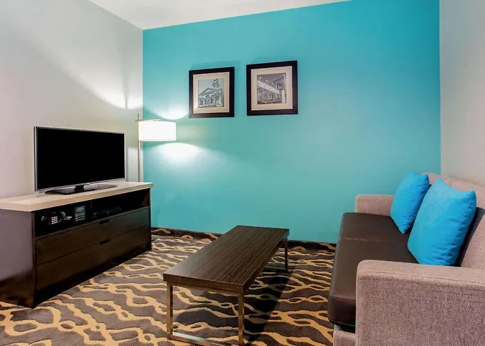 La Quinta Inn & Suites By Wyndham Northlake Ft. Worth