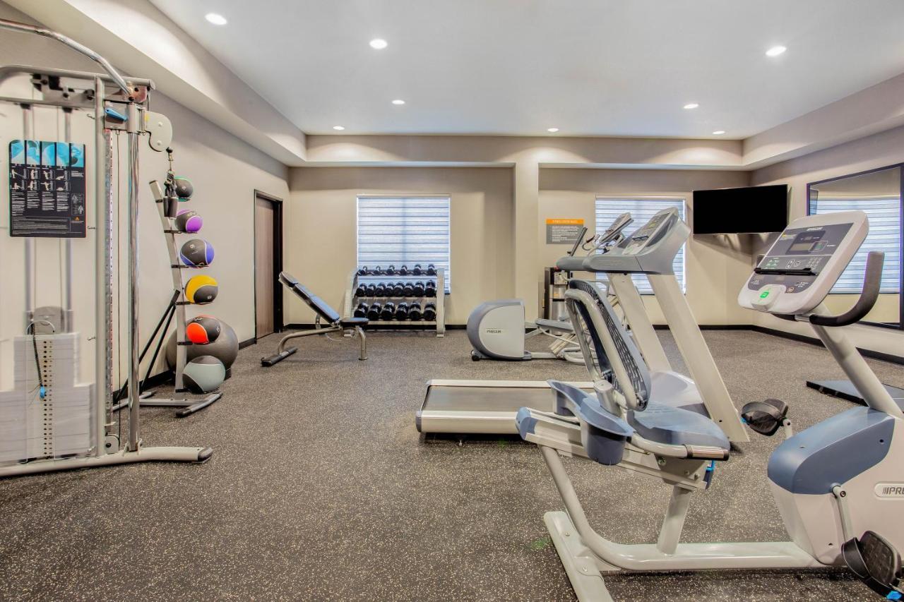 Hotel La Quinta & By Wyndham Northlake Ft. Worth Elizabethtown