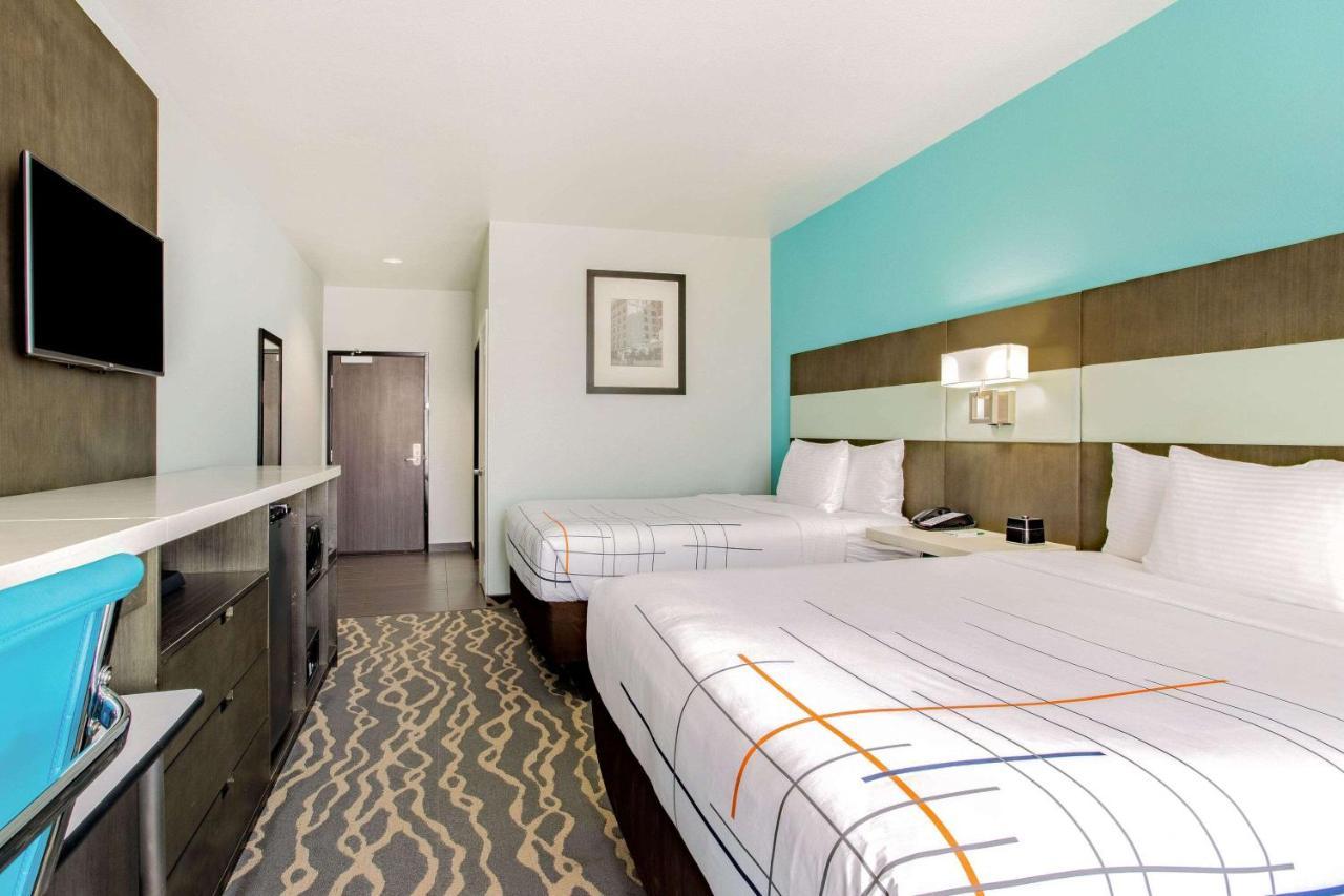 La Quinta & By Wyndham Northlake Ft. Worth Elizabethtown