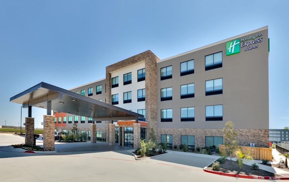 Hotel La Quinta & By Wyndham Northlake Ft. Worth 3*