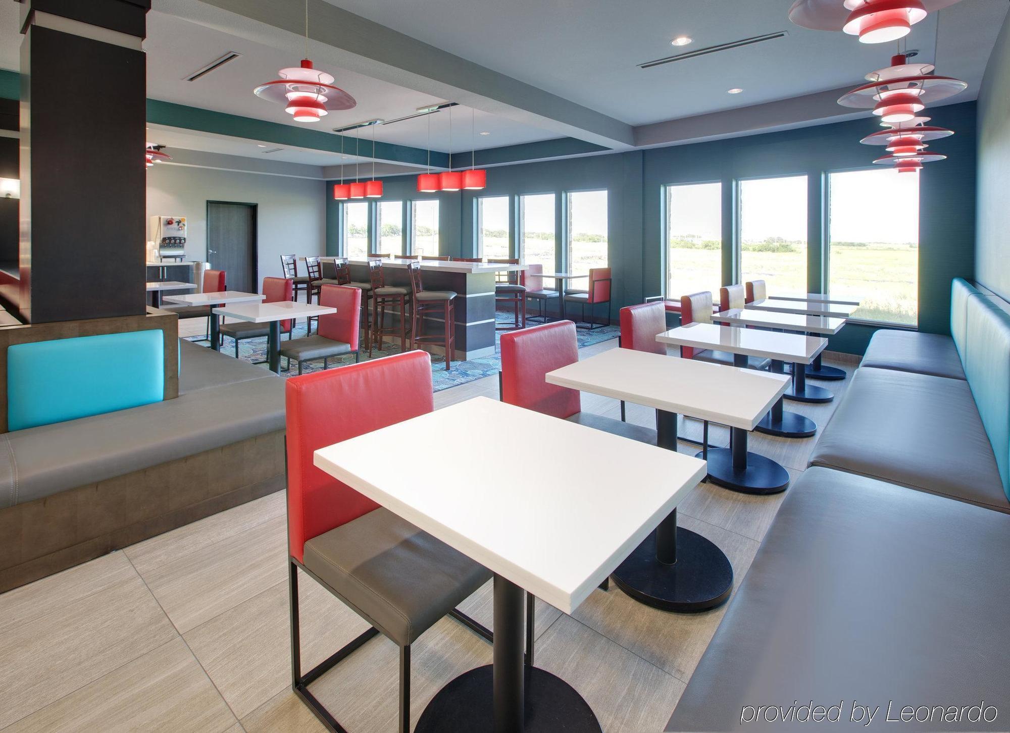 La Quinta & By Wyndham Northlake Ft. Worth 3*