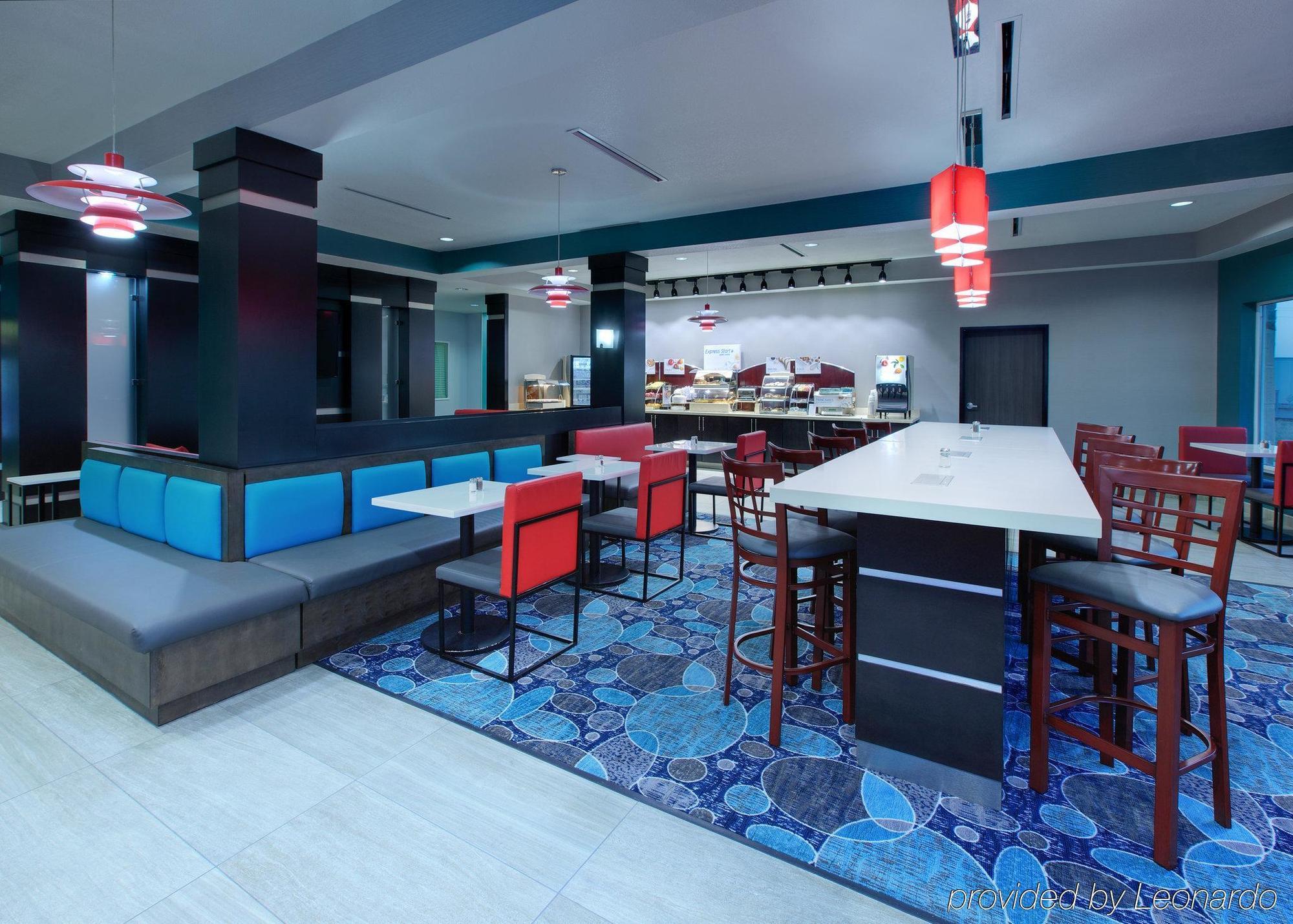 La Quinta & By Wyndham Northlake Ft. Worth 3* Elizabethtown